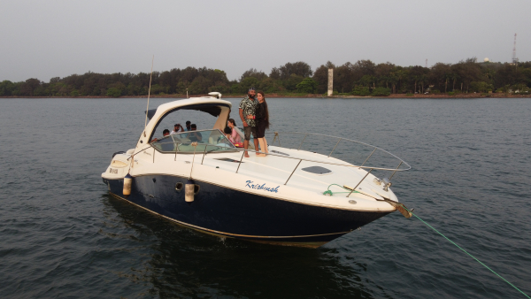 price of private yacht in goa